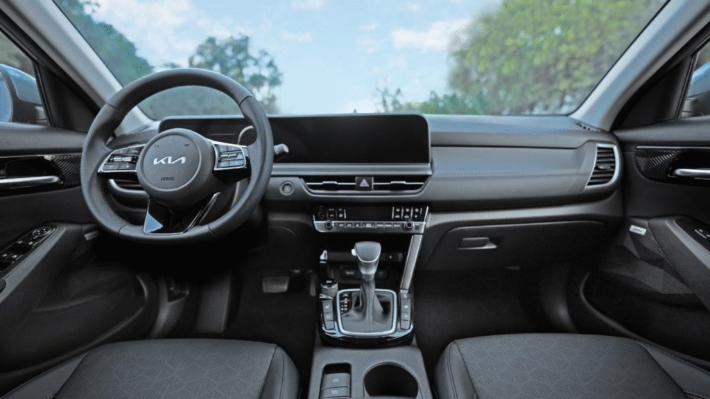 Next-Gen Kia Seltos Spotted Again - Reveals Key Design Features